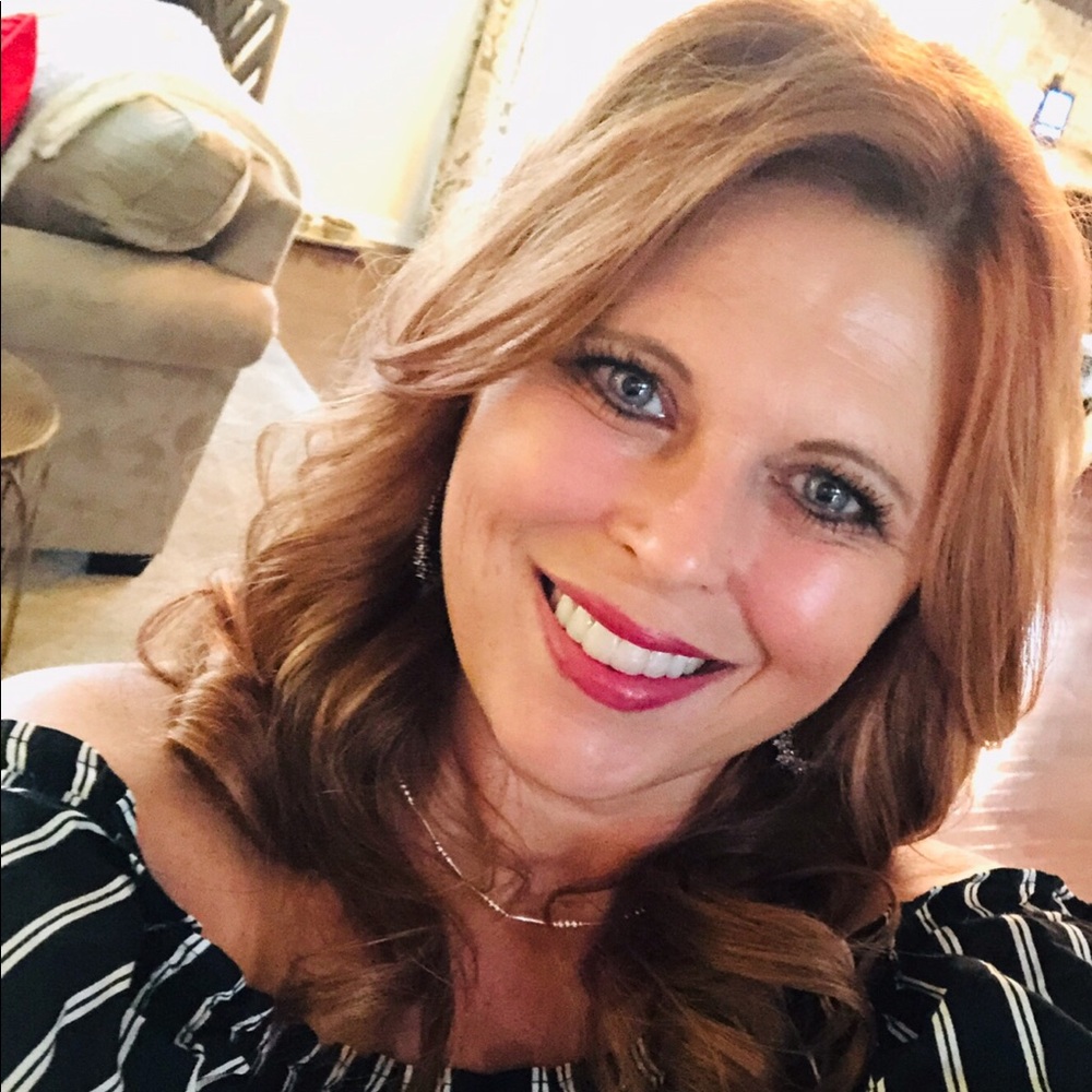 Meet your Posher, Melissa